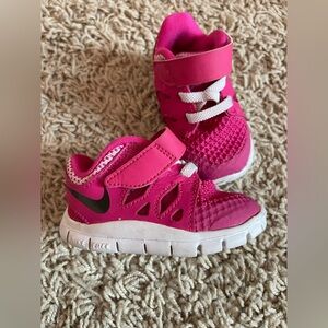 Nike Toddler Girls Pink Sneakers – Size 3C